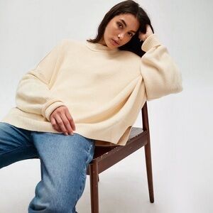 Free People Easy Street Tunic
Color: Cream